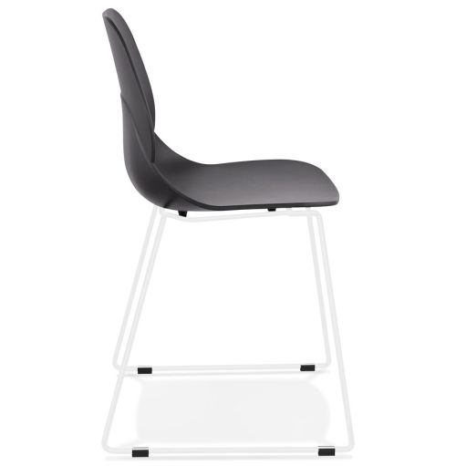 Chaise design 'NUMERIK' noire avec pieds en métal blanc